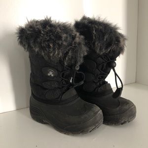 Toddler Kamik winter boots
